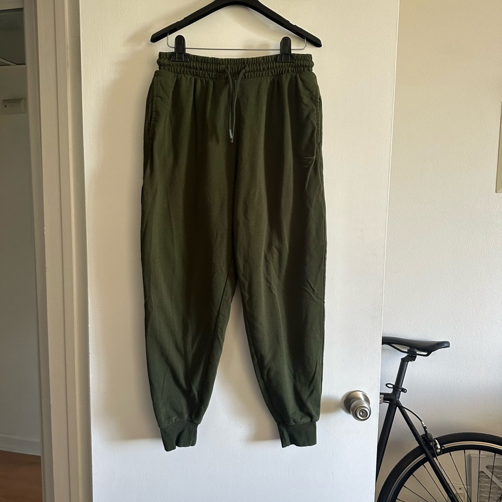 Gymshark Army Green Terry Cloth Classic Power Joggers Sweatpants size Small EUC - Picture 1 of 5